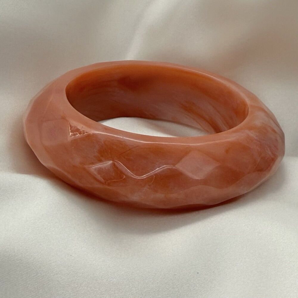 Vintage Peach Swirl Chunky Faceted Lucite Bracelet Bangle Mid-Century Boho Retro